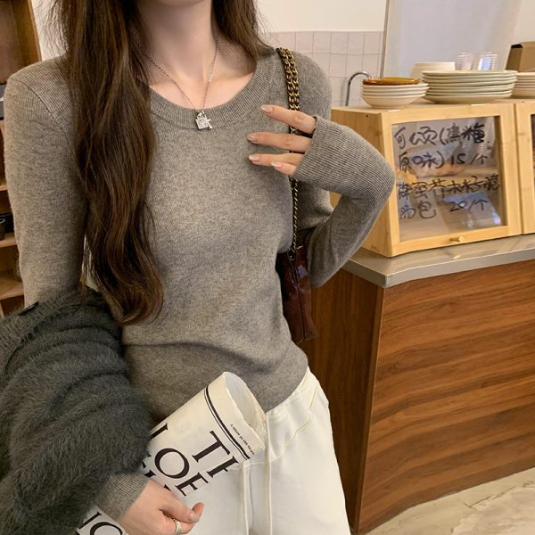 Slim Fit Round Neck Solid Color Knit Top for Women, Long Sleeve Sweater